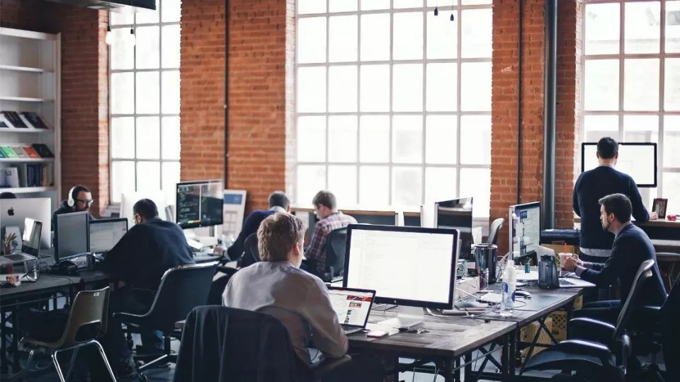 Как выбрать веб-студию в Заозёрске по кейсам