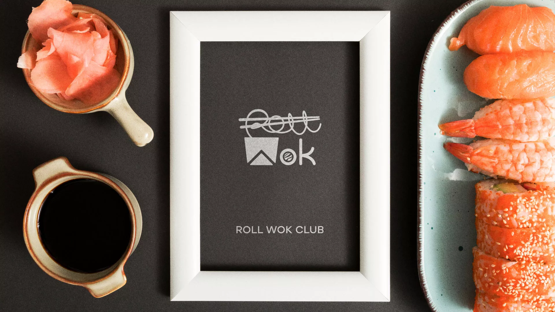Разработка логотипа суши-бара «Roll Wok Club» в Заозёрске
